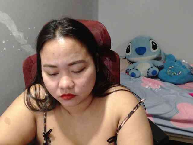 BubbleButtPinay webcam