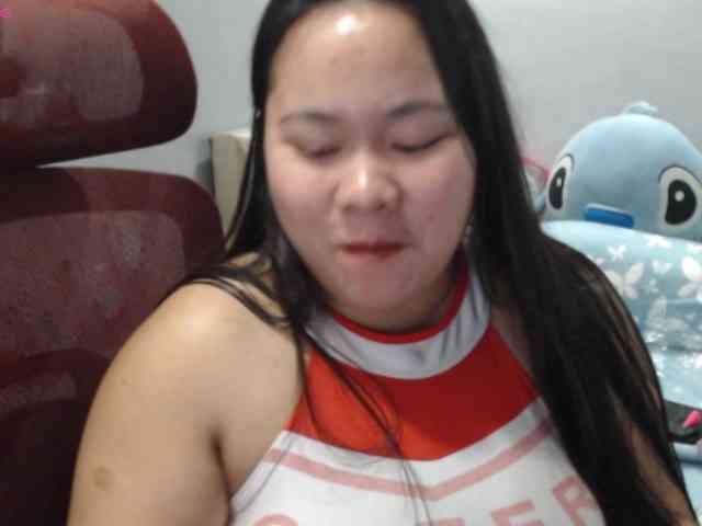 BubbleButtPinay webcam