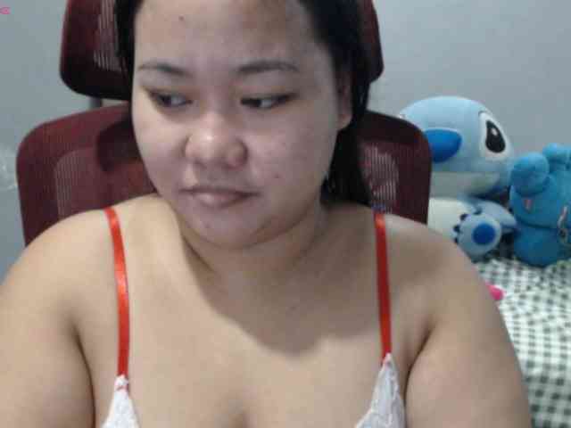 BubbleButtPinay webcam