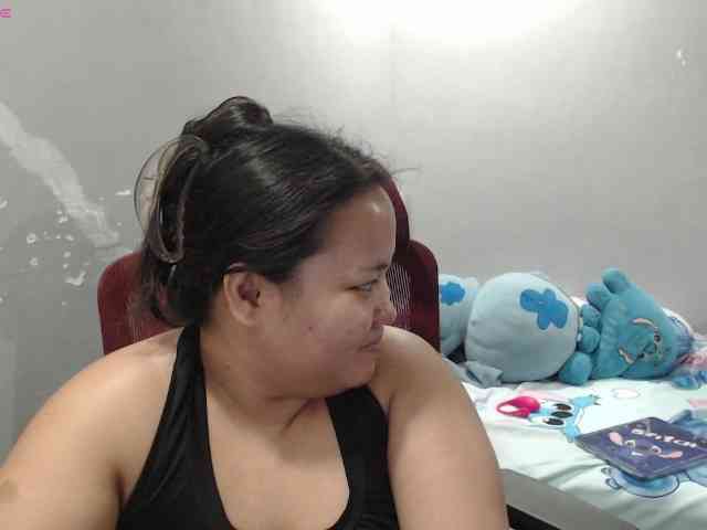 BubbleButtPinay webcam