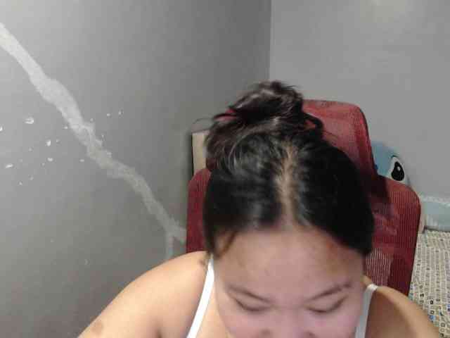 BubbleButtPinay webcam