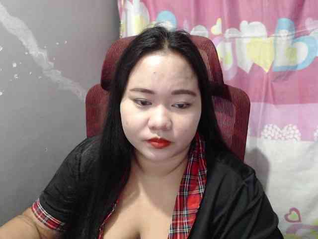 BubbleButtPinay webcam