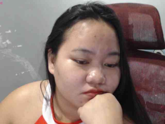 BubbleButtPinay webcam