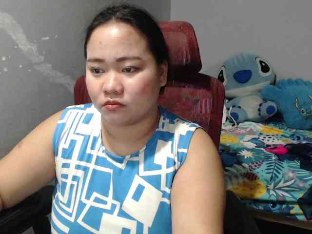 BubbleButtPinay webcam