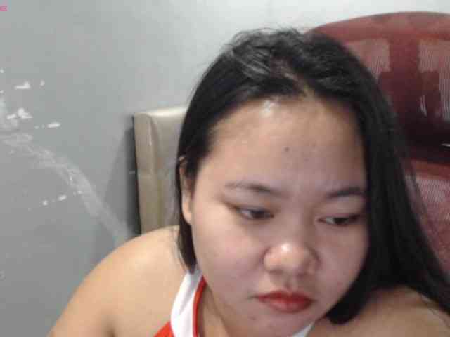 BubbleButtPinay webcam
