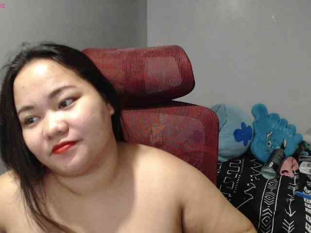 BubbleButtPinay webcam