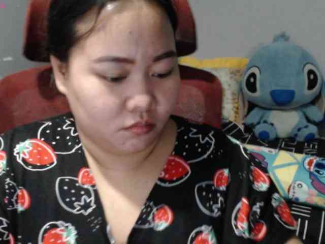 BubbleButtPinay webcam