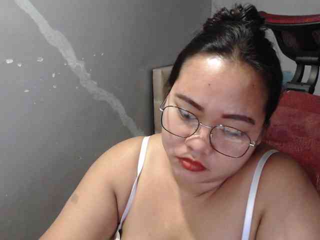 BubbleButtPinay webcam