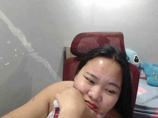 BubbleButtPinay webcam