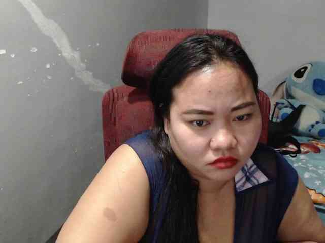 BubbleButtPinay webcam