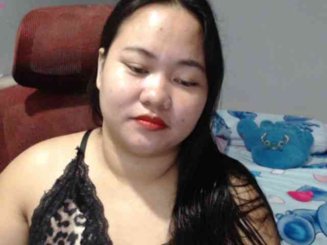 BubbleButtPinay webcam