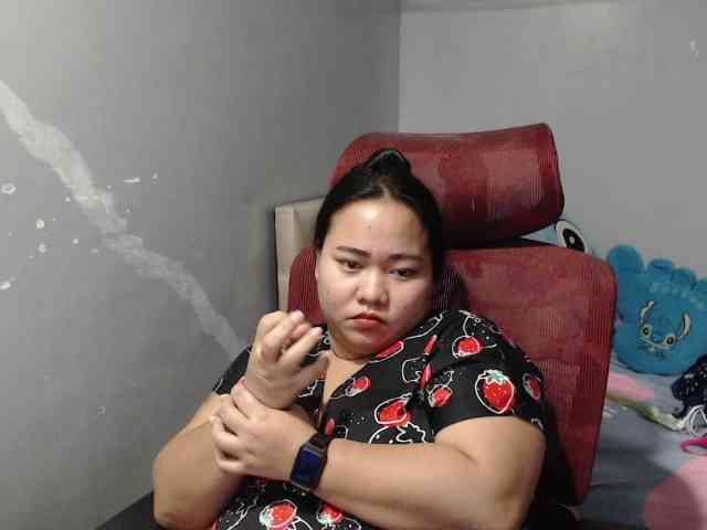 BubbleButtPinay webcam