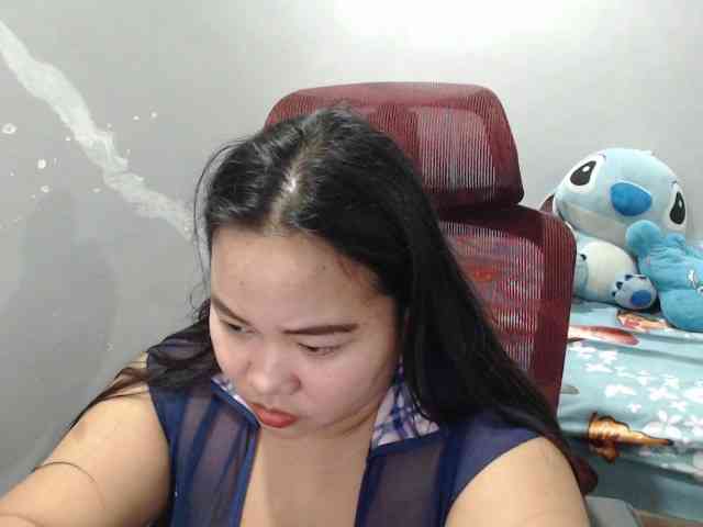 BubbleButtPinay webcam