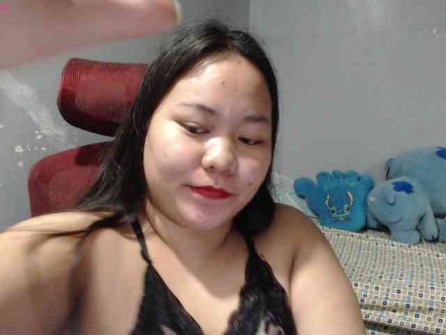 BubbleButtPinay webcam