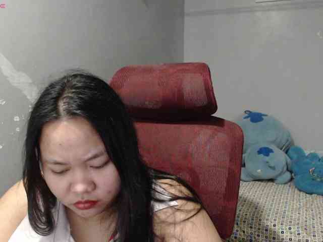 BubbleButtPinay webcam