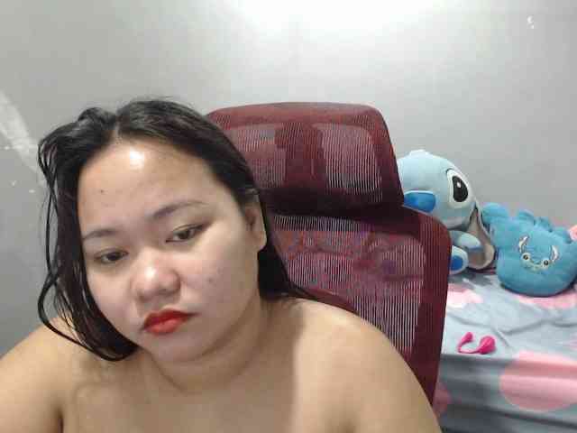 BubbleButtPinay webcam