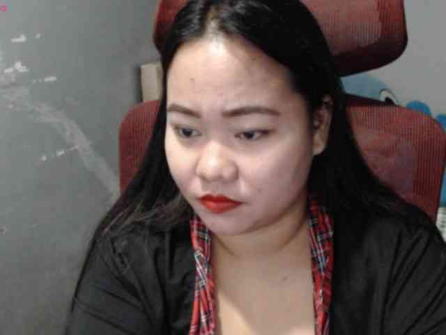 BubbleButtPinay webcam