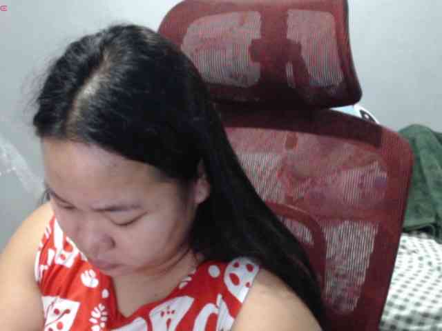 BubbleButtPinay webcam