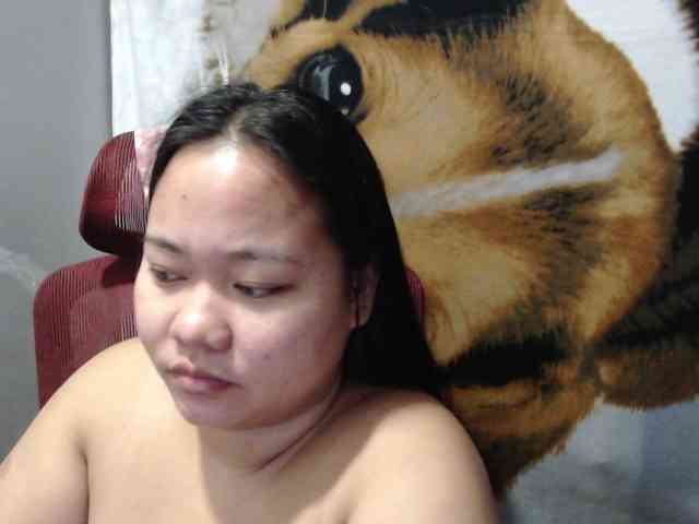 BubbleButtPinay webcam