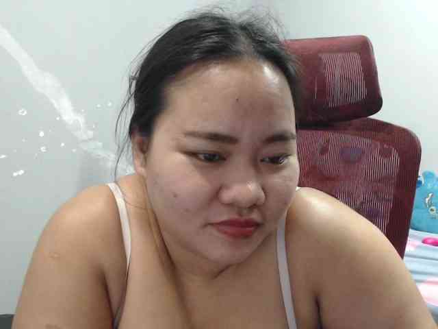 BubbleButtPinay Live Webcam on BongaCams