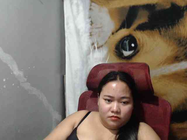 BubbleButtPinay webcam