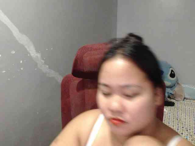 BubbleButtPinay webcam