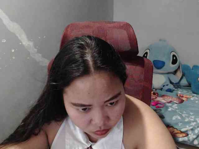 BubbleButtPinay webcam