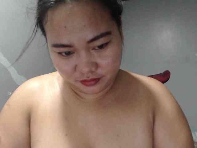 BubbleButtPinay webcam