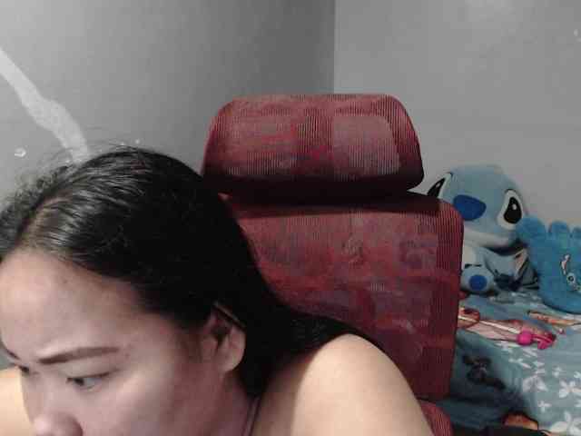 BubbleButtPinay webcam