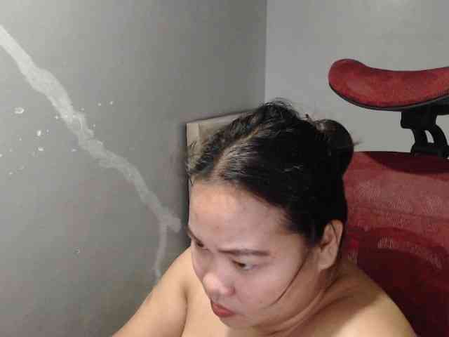 BubbleButtPinay webcam