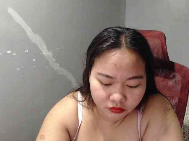 BubbleButtPinay webcam