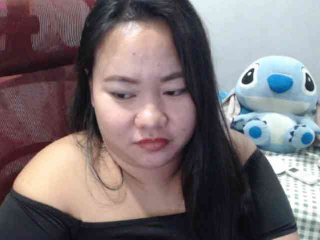 BubbleButtPinay webcam