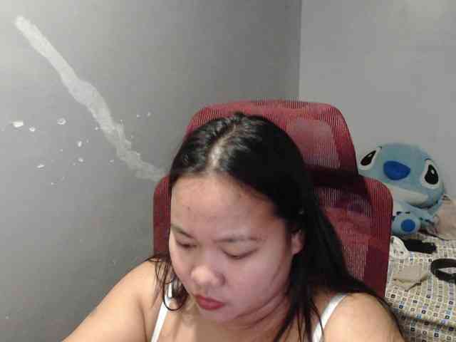 BubbleButtPinay webcam