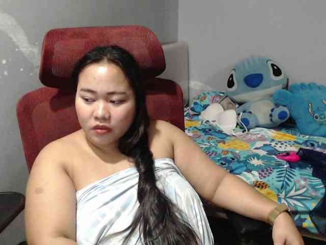 BubbleButtPinay webcam