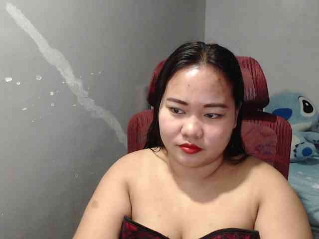 BubbleButtPinay webcam