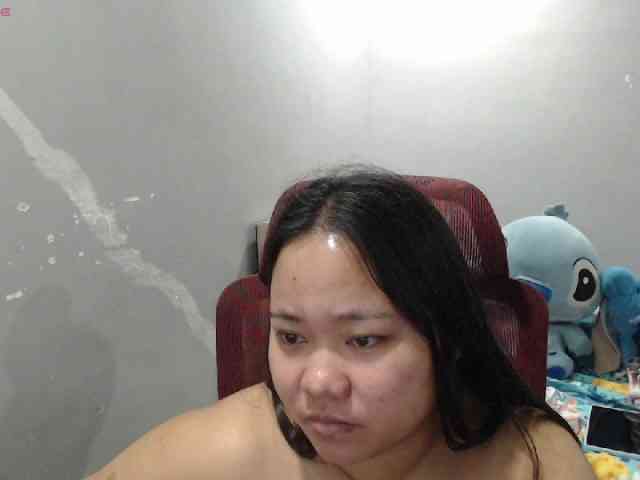 BubbleButtPinay webcam