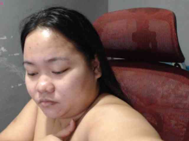 BubbleButtPinay webcam