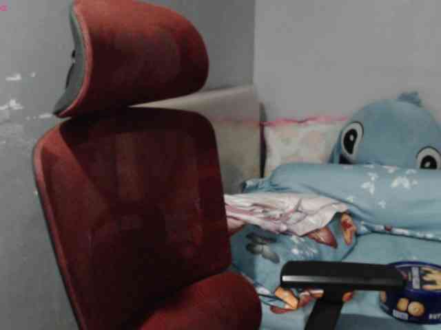 BubbleButtPinay webcam