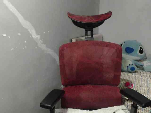 BubbleButtPinay webcam