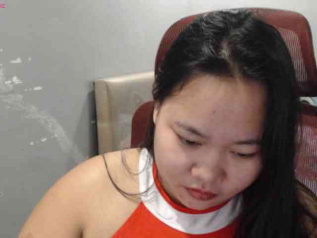 BubbleButtPinay webcam