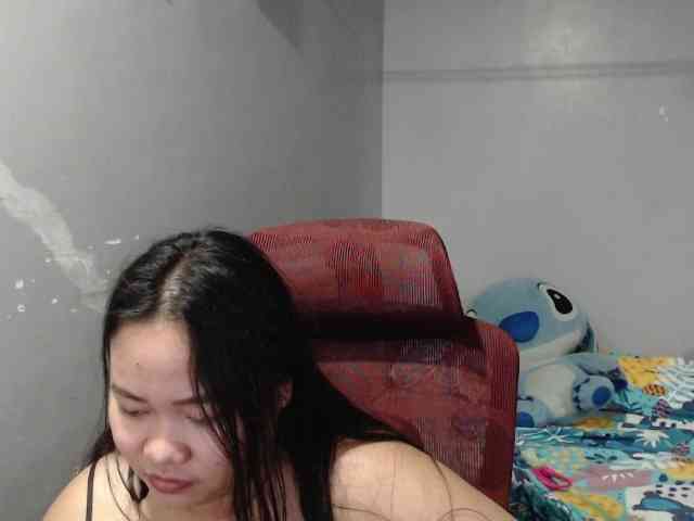 BubbleButtPinay webcam