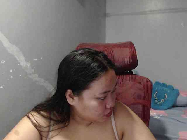 BubbleButtPinay webcam
