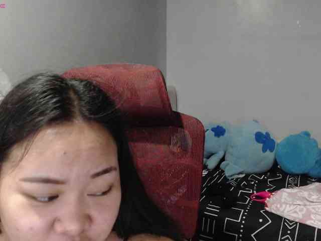 BubbleButtPinay webcam