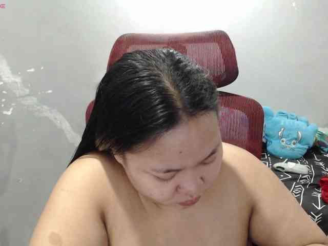 BubbleButtPinay webcam