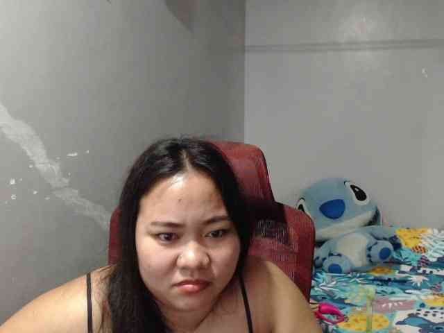 BubbleButtPinay webcam