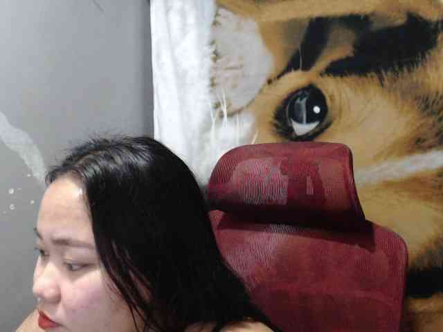 BubbleButtPinay webcam
