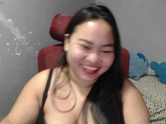 BubbleButtPinay webcam