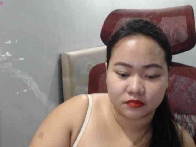 BubbleButtPinay webcam