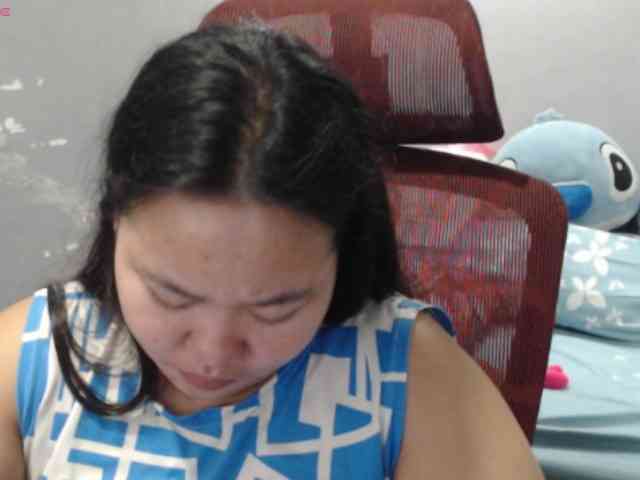 BubbleButtPinay webcam