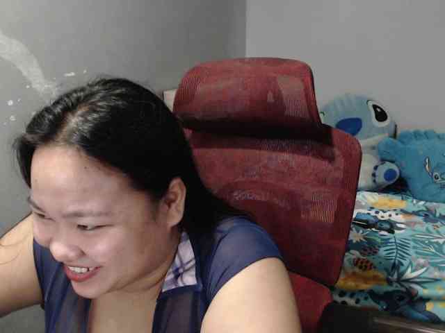 BubbleButtPinay webcam